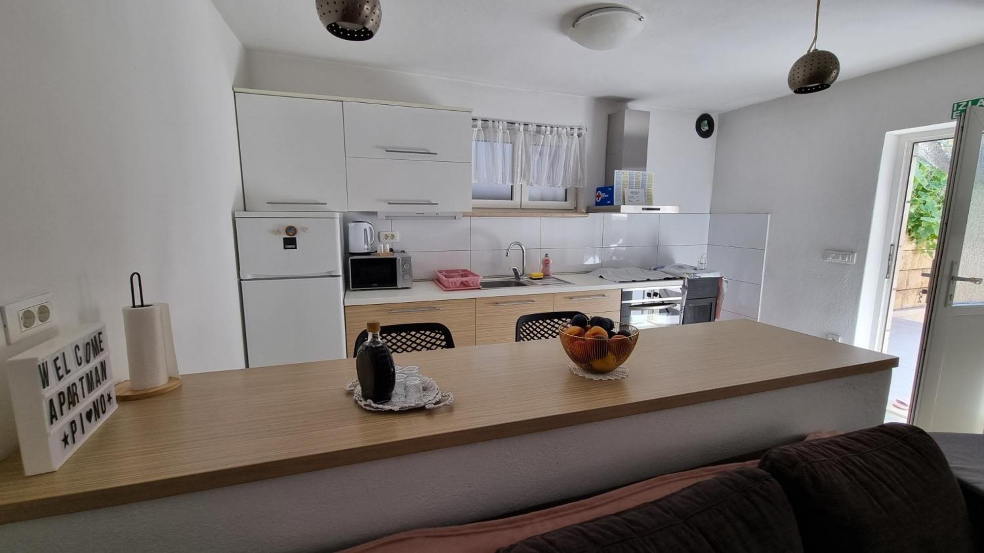 פוצ'ישצ'ה Apartment Pino מראה חיצוני תמונה
